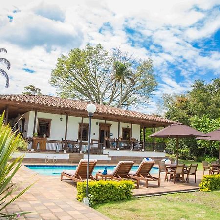 Hotel Delirio Campestre Montenegro Exterior photo