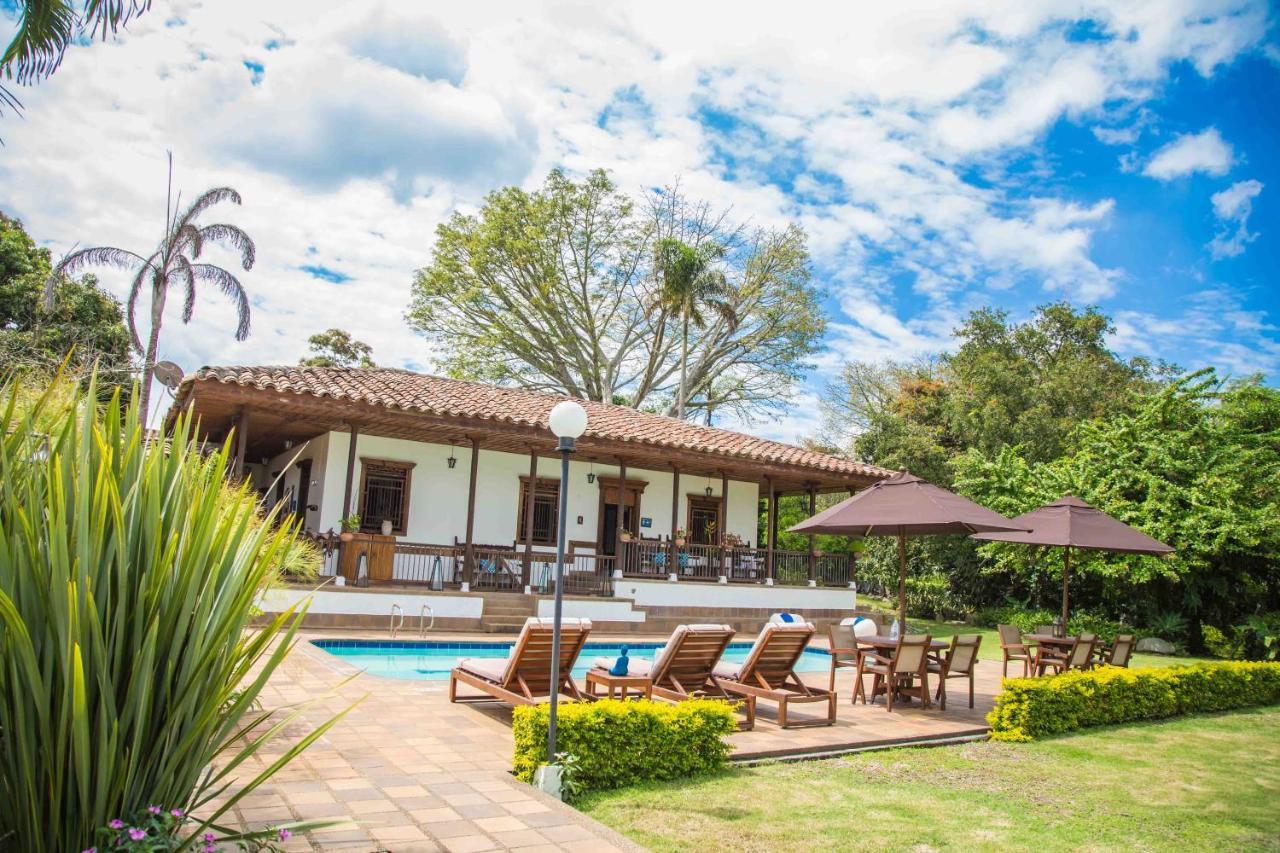 Hotel Delirio Campestre Montenegro Exterior photo